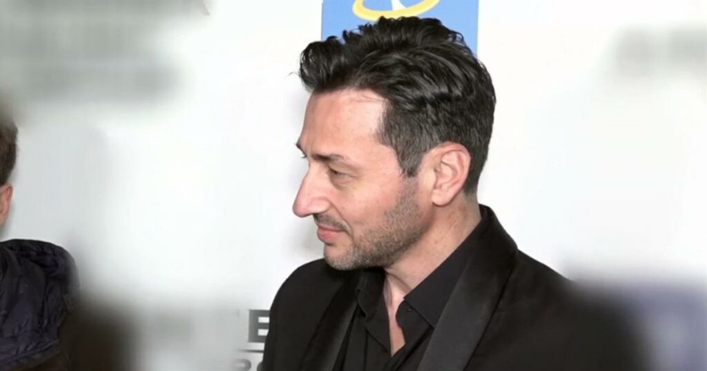 Πάνος Καλίδης: «Ατυχές το περιστατικό με τον μουσικό μου ενώπιον του κοινού».