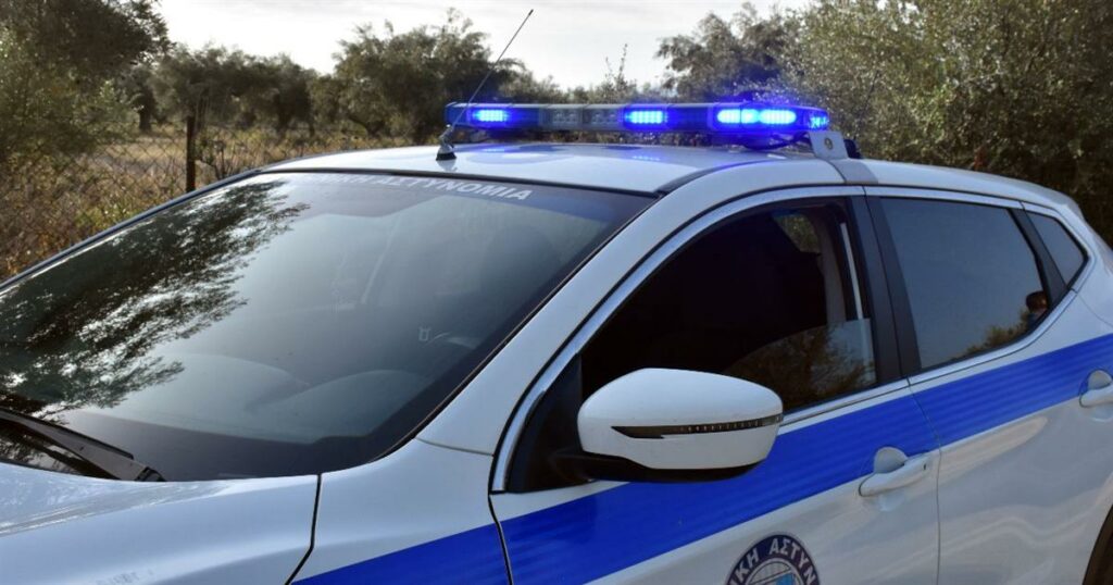 Σύλληψη Επιχειρηματία: Κατηγορείται για Αρχαιοκαπηλία και Έχει Παρελθόν Ενδοοικογενειακής Βίας με Διάσημη Ηθοποιό!