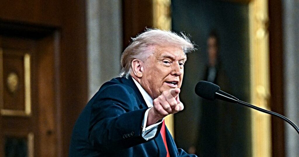 Αμερικανοί και Επίθεση Τραμπ στο Ιράν: Τι Αποκαλύπτει η Ανατρεπτική Δημοσκόπηση Reuters-Ipsos;