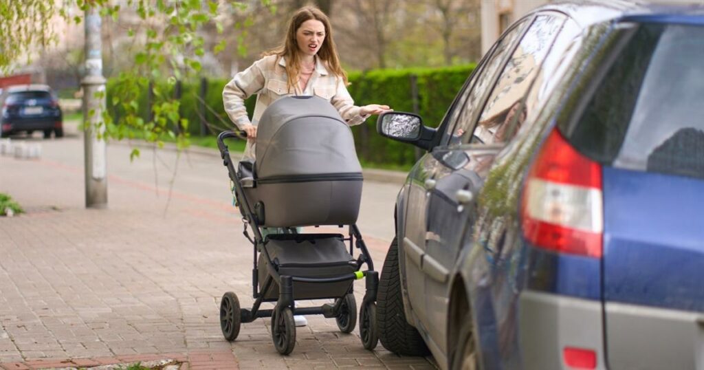 Μια Ισπανίδα στην Ελλάδα: Αποκαλύπτει με Χιούμορ Όσα Δεν Αντέχει στους Έλληνες!