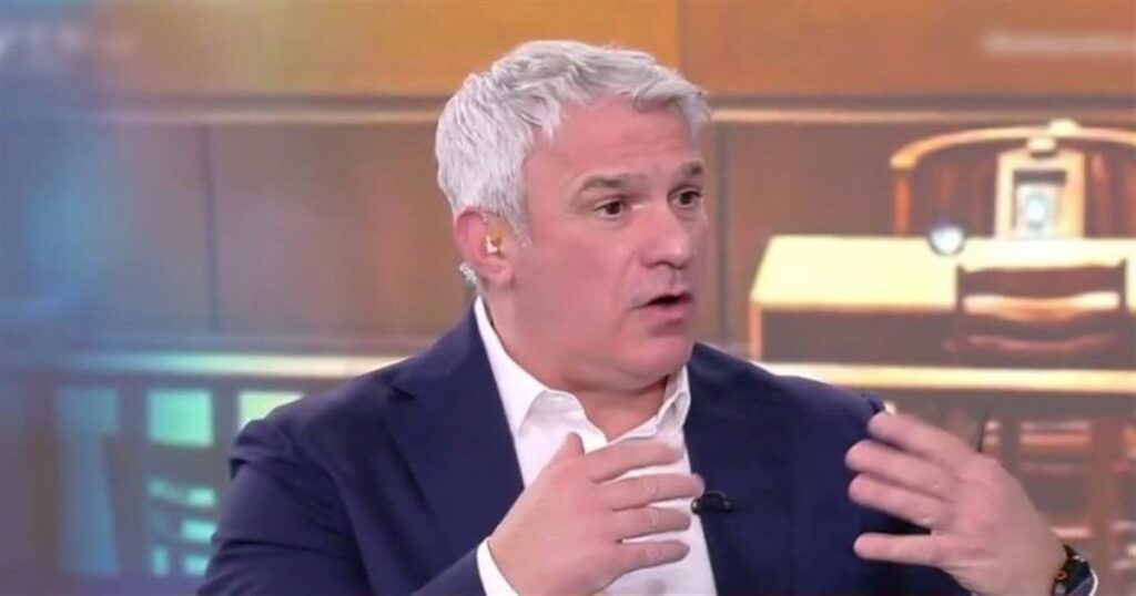 «Τα Αποκάλυψε Όλα: Το Έντονο Ξέσπασμα του Σπύρου Χαριτάτου στον Αέρα της Εκπομπής (video)»