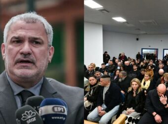 Οργισμένος ο Χαριτάτος με τη δικαστική αίθουσα της δίκης των Τεμπών!