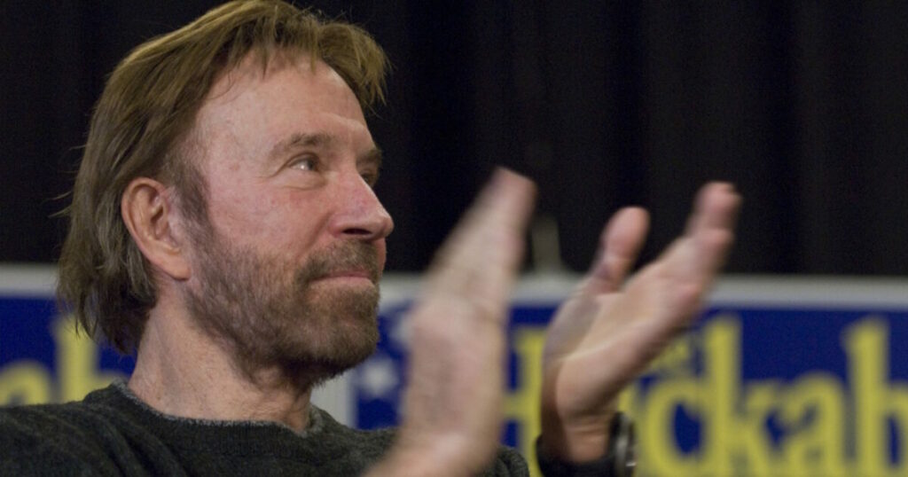 Ο Τσακ Νόρις: Ο θρύλος που απλά πήρε ρεπό! Τα κορυφαία ανέκδοτα για τον αθάνατο ηθοποιό.