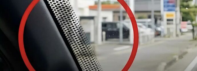 Γιατί εμφανίζονται οι μαύρες κουκκίδες στο παρμπρίζ; Ανακάλυψε το μυστικό τους!