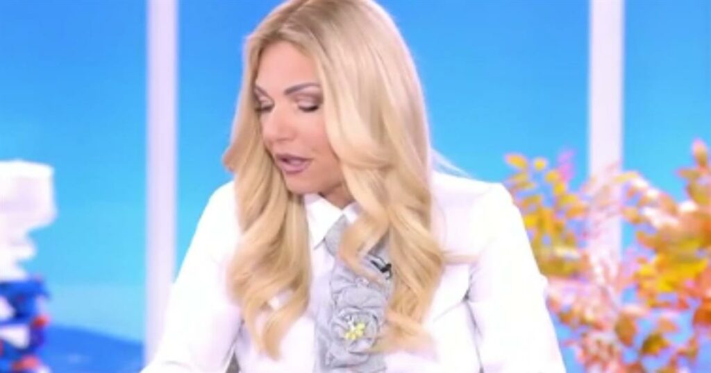 Συγκλονιστικές στιγμές: Η Μεσσαροπούλου πληροφορείται ζωντανά για το εγκεφαλικό του συζύγου της