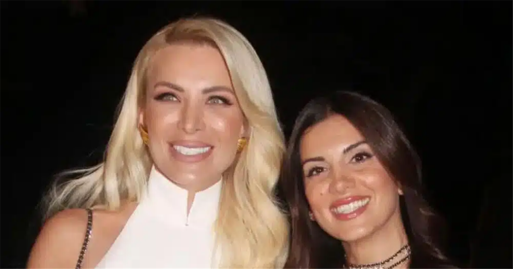 Σταματίνα Τσιμτσιλή: Οι πρώτη επίσκεψη στην Κατερίνα Καινούργιου και τη νεογέννητη κόρη της στο μαιευτήριο!