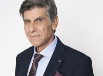 Γιάννης Μπέζος: «Μην παριστάνεις τον ευτυχισμένο ζώντας αιχμάλωτος σε μια προβληματική σχέση».