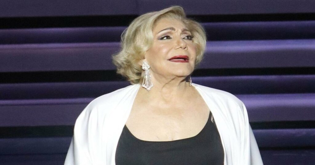 Ο θρυλικός κατάλυμα της Μαρινέλλας στην Κηφισιά: Το ιστορικό σπίτι των 160 τ.μ. που αγόρασε από τη Ρένα Βλαχοπούλου και όπου μας άφησε.