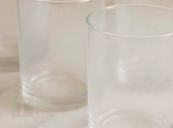 Η μυστική τεχνική της γιαγιάς μου: Κάντε τα θαμπά ποτήρια να λάμπουν σε 2 λεπτά, χωρίς καμία προσπάθεια. Δείτε πώς!