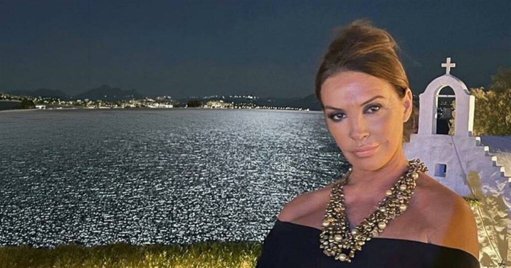 Βάνα Μπάρμπα: Το μυστικό της αιώνιας νεότητας – Το θαυματουργό βότανο από την Ήπειρο που απολαμβάνει εδώ και 20 χρόνια!