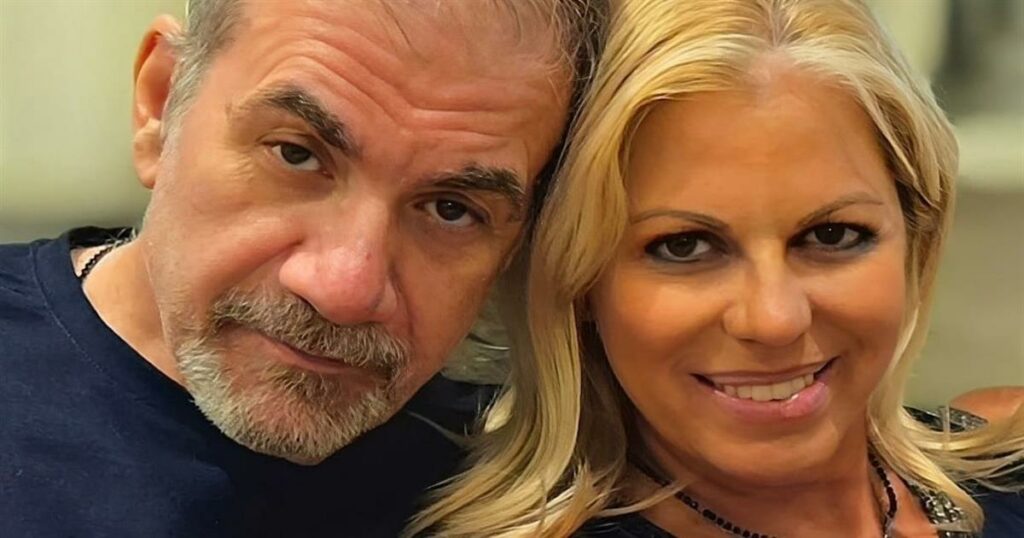 Δημήτρης Σταρόβας και Άννα Σταθάκη: Γιορτάζουν 10 Χρόνια Αγάπης με Συγκινητική Ανάρτηση!