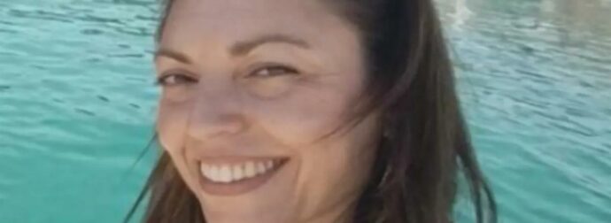 Ηράκλειο: Συναγερμός για την εξαφάνιση 43χρονης μητέρας τριών παιδιών – Ρίγη συγκίνησης προκαλεί το τελευταίο της μήνυμα στον γιο της.