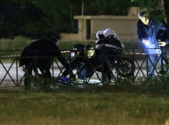 Σοκαριστικό έγκλημα στον Άγιο Δημήτριο: Νεκρός 25χρονος, ανατρεςία στην ΕΛ.ΑΣ. με την αποκάλυψη της ταυτότητάς του.