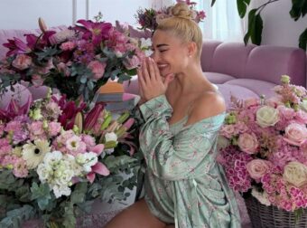 Ιωάννα Τούνη: Μοιράζεται μια στιγμή από το σαλόνι της και μας υπενθυμίζει πως ο αγώνας της δεν είναι μόνο προσωπικός.