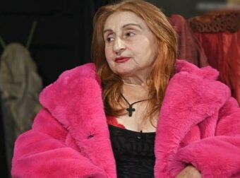 Καλλιόπη Ταχτσόγλου: Η αγαπημένη «Μαρούσκα» των Δύο Ξένων ανοίγει την καρδιά της – «Με εκνεύριζε και μου στερούσε ευκαιρίες»