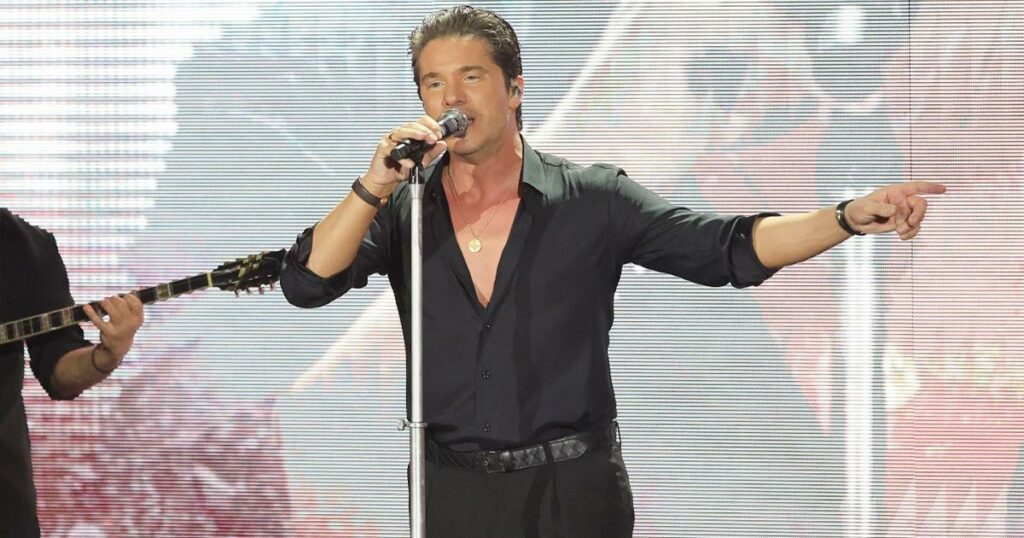 Απατήθηκε και πούλησε τα χωράφια της πιστεύοντας ότι μιλούσε με τον Οικονομόπουλο! Δείτε την απίστευτη ιστορία.