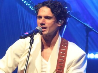 Ο Πάνος Βλάχος εκφράζει την άποψή του για το πρόστιμο 300€ στους μουσικούς και αποκαλύπτει τις σκέψεις πολλών.