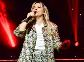 Ανακαλύψτε πού εμφανίζεται σήμερα Κυριακή του Πάσχα η Τζένη Κατσίγιαννη, η τραγουδίστρια που μαγεύει το TikTok!