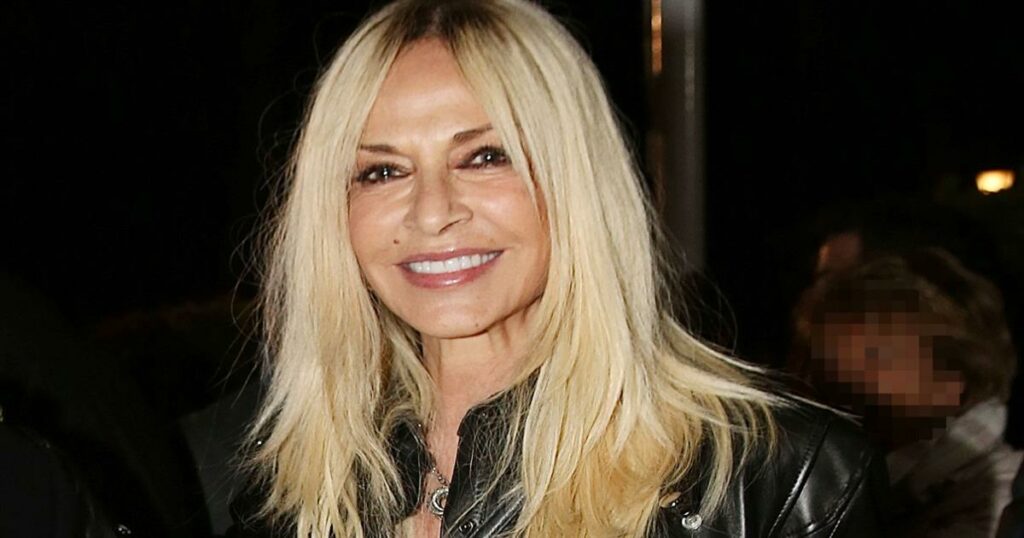 Ανακαλύψτε το άγνωστο ακαδημαϊκό παρελθόν της Άννας Βίσση – Ο διάσημος δημοσιογράφος που βρέθηκε στα ίδια έδρανα!