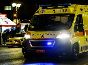 Μυστηριώδης Θάνατος στον Κολωνό: Η 54χρονη Διευθύντρια Πέφτει από Ταράτσα – Σοκαριστικές Καταγγελίες από τον Σύζυγό της!