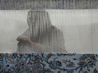 Έλληνας εφοπλιστής αποκτά το πιο σπάνιο ολομέταξο χαλί στον κόσμο, πληρώνοντας την αξία ενός σπιτιού!