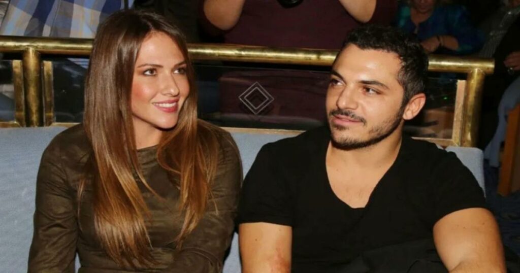 Έρωτας-έκπληξη: Η διάσημη δημοσιογράφος που κατέκτησε την καρδιά του Κώστα Δόξα – Δείτε την απροσδόκητη αντίδρασή της!