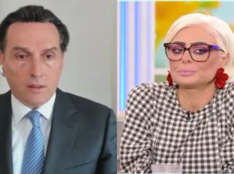 Δημητρακόπουλος: Οργισμένη αντίδραση προς Άρια Καλύβα για τις δηλώσεις της στην Τούνη – «Απαράδεκτα λόγια!»
