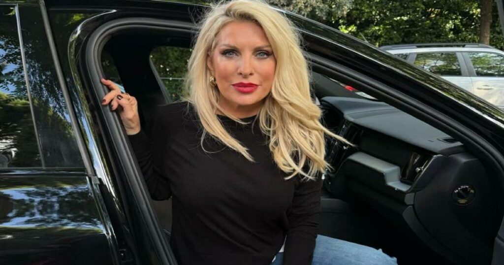 «Ελένη Μενεγάκη: Τα 3 κλειδιά της επιτυχίας που τη διατηρούν στην κορυφή εδώ και 30 χρόνια & οι φήμες για δυναμική επιστροφή»