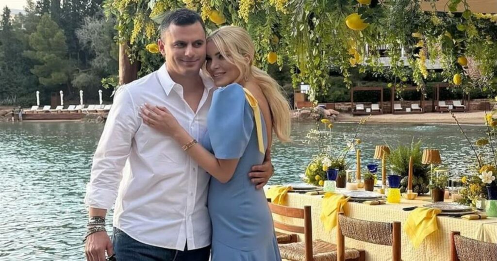 Κατερίνα Καινούργιου: Συναισθήματα αγωνίας και ευτυχίας στο μαιευτήριο – Οι λόγοι πίσω από την παράταση της παραμονής του μωρού στη θερμοκοιτίδα.