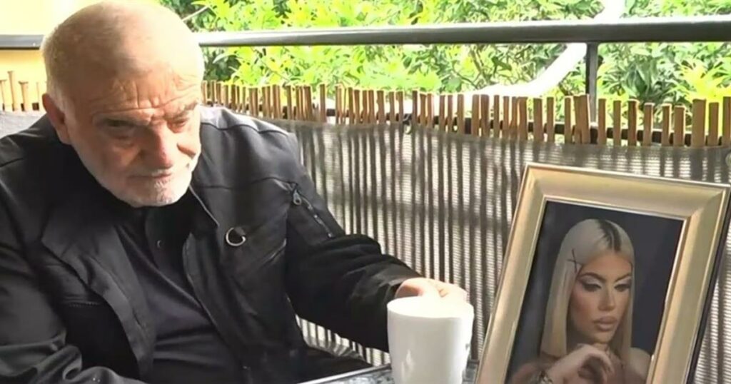 Συγκλονίζει η Κεφαλονιά: Συναισθηματική φόρτιση στο μνημόσυνο της Μυρτούς – Η συγκινητική έκκληση του πατέρα προς όλους τους γονείς.