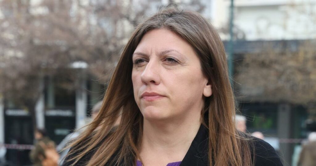 Ζωή Κωνσταντοπούλου: Θυελλώδης Ένταση στη Δίκη των Τεμπών – Αποκλειστικό Βίντεο από την Αίθουσα Δικαστηρίου