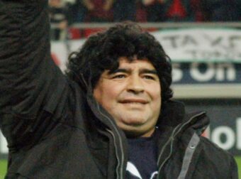 Καταιγιστικές Κατηγορίες για τον Θάνατο του Ντιέγκο Μαραντόνα: Ποιοι Βρίσκονται Στο Επίκεντρο της Έρευνας από τον Εισαγγελέα;