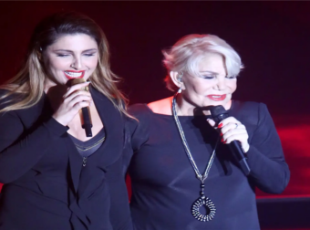 Έλενα Παπαρίζου: Αποκαλύφθηκε ο αληθινός λόγος της απουσίας της από την κηδεία της Μαρινέλλας!