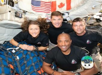 Είναι η αποστολή Artemis II της NASA πραγματική ή πρόκειται για απάτη; Αναζητώντας την αλήθεια για το ταξίδι μας στο φεγγάρι!