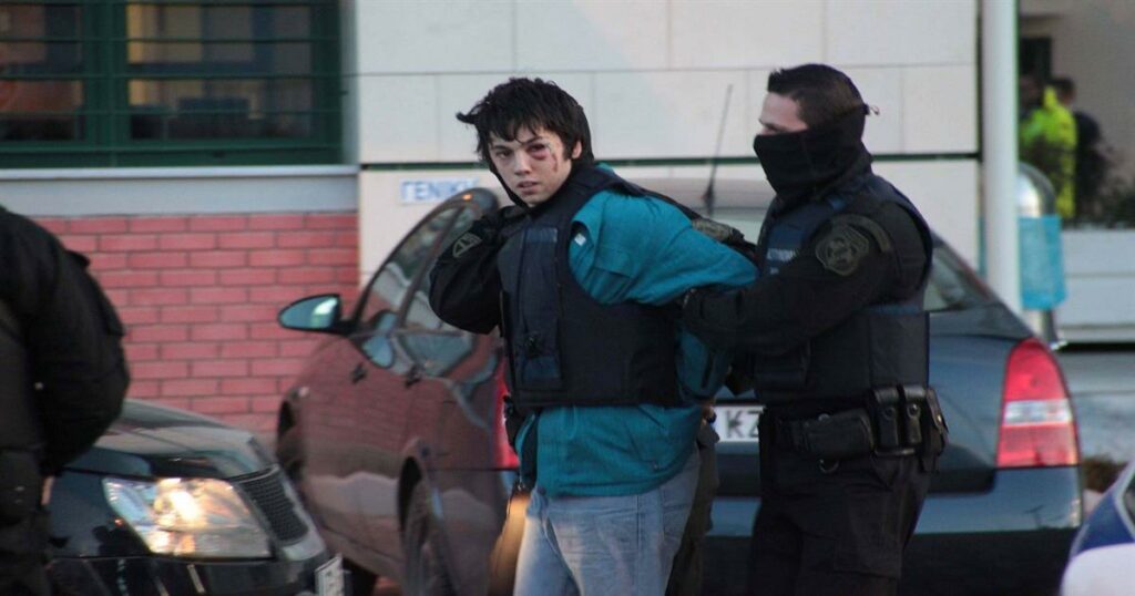 Απροσδόκητη Εξέλιξη στην Υπόθεση Ρωμανού: Τι Αποκαλύπτει η Δικαστική Απόφαση για τους Αμπελόκηπους.