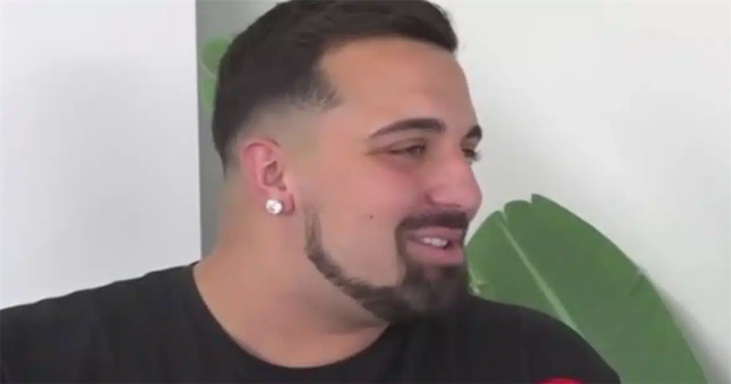 Γιώργος Καραντώνης: Η Νέα Πολιτική Δύναμη Που Φιλοδοξεί Να Κατακτήσει Την Πρωθυπουργία – Ανακαλύψτε Το Όνομα Του Κόμματος Του!