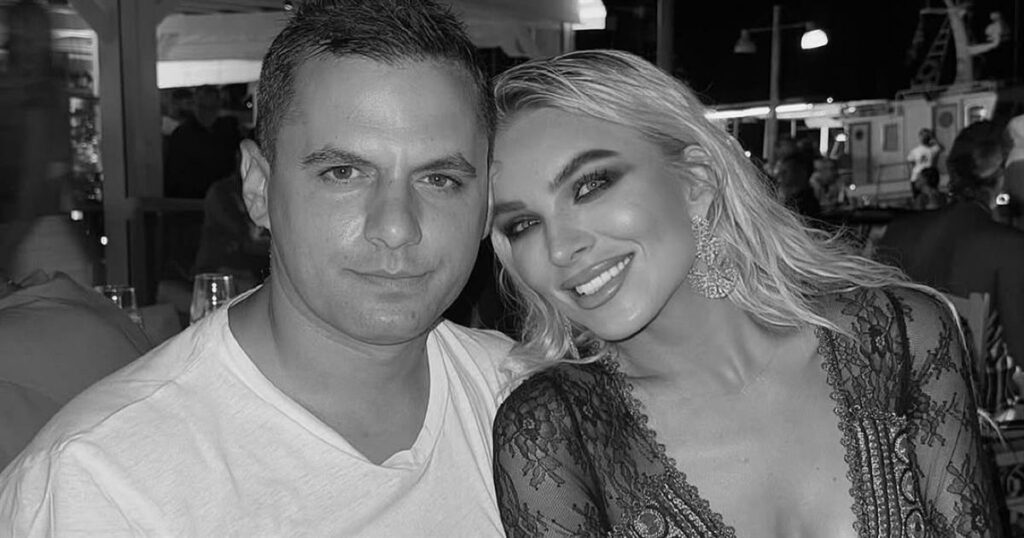 Κατερίνα Καινούργιου: Αποκλειστική πρώτη ματιά στον Παναγιώτη Κουτσουμπή μέσα από το μαιευτήριο!