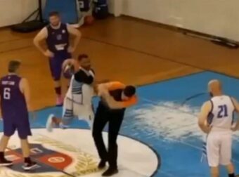 Θυμωμένος παίκτης επιτίθεται σε διαιτητή με μπουνιά και ρίψη μπάλας – Δείτε το απίστευτο βίντεο!