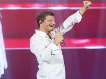 Σάκης Ρουβάς: Το Μυστικό Πίσω από την Κυριαρχία του στη Διαφήμιση – Αποκάλυψη των Μεγάλων Συμφωνιών!