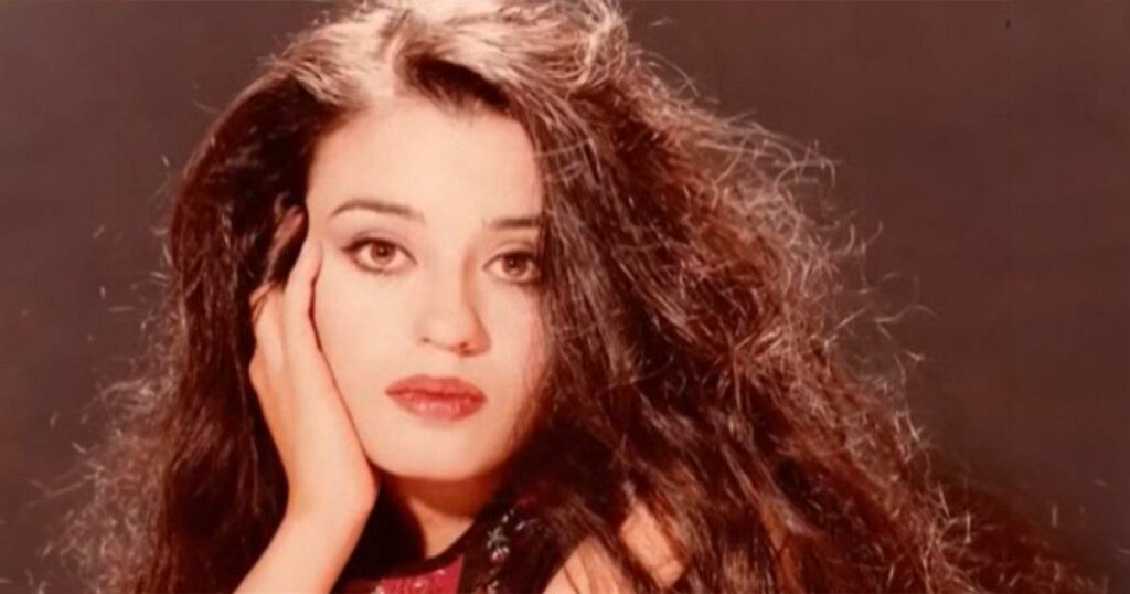 Διάσημες Ελληνίδες που Έλαμψαν στα Καλλιστεία: 7 Γυναίκες που Ίσως να Μην Θυμάσαι