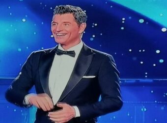 YFSF: Ο Σάκης Ρουβάς αφήνει άφωνο το Χ – «Μιλάει αψεγάδιαστα, απίστευτο!»