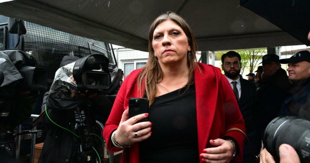 Ανατροπή στη Δίκη των Τεμπών στη Λάρισα: Ο Ρόλος της Ζωής Κωνσταντοπούλου.