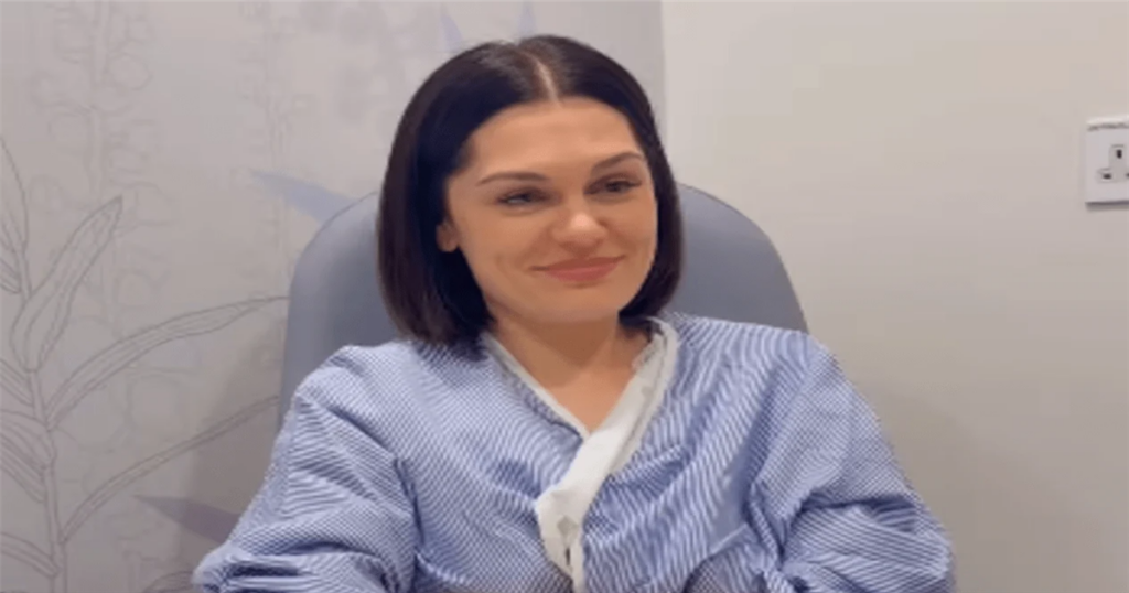 Πασίγνωστη τραγουδίστρια νίκησε τη μάχη με τον καρκίνο – «Έκλαιγα με λυγμούς για ώρες»