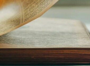 Ποια είναι η μεγαλύτερη λέξη στα ελληνικά; Έχει 172 γράμματα και έχει μπει στο Βιβλίο Γκίνες