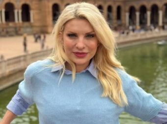 Ελένη Μενεγάκη: Καλοκαιρινή αύρα στην τελευταία της ανάρτηση στο Instagram – Δείτε τις μαγευτικές φωτογραφίες!