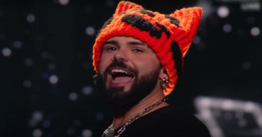Ανατρεπτικός Α’ Ημιτελικός Eurovision: Ανακαλύψτε τις 10 Χώρες που Κατάφεραν να Φτάσουν στον Τελικό και τις Εκπληκτικές Εμφανίσεις τους!