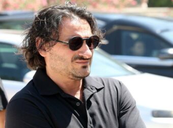Συγκλονίζει ο Βασίλης Χαραλαμπόπουλος: Η συγκινητική ανάρτηση για την απώλεια του πατέρα του που ραγίζει καρδιές.