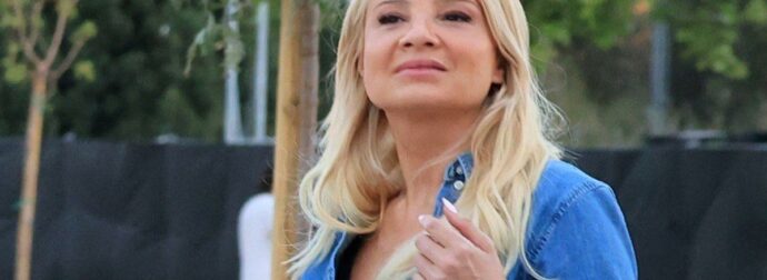 Νέα Λαμπερή Εμφάνιση της Φαίης Σκορδά με τον Αλέξανδρο Αθανασιάδη – Ανακαλύψτε τον Τόπο Συνάντησης τους!