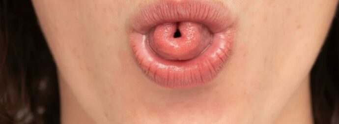 “Τι αποκαλύπτει για την ψυχολογία σου η ικανότητα να διπλώνεις τη γλώσσα σε σχήμα «U»;”