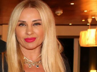 Γωγώ Μαστροκώστα: Από την Αντιμετώπιση του Καρκίνου του Μαστού στις Δραματικές Στιγμές στο Νοσοκομείο
